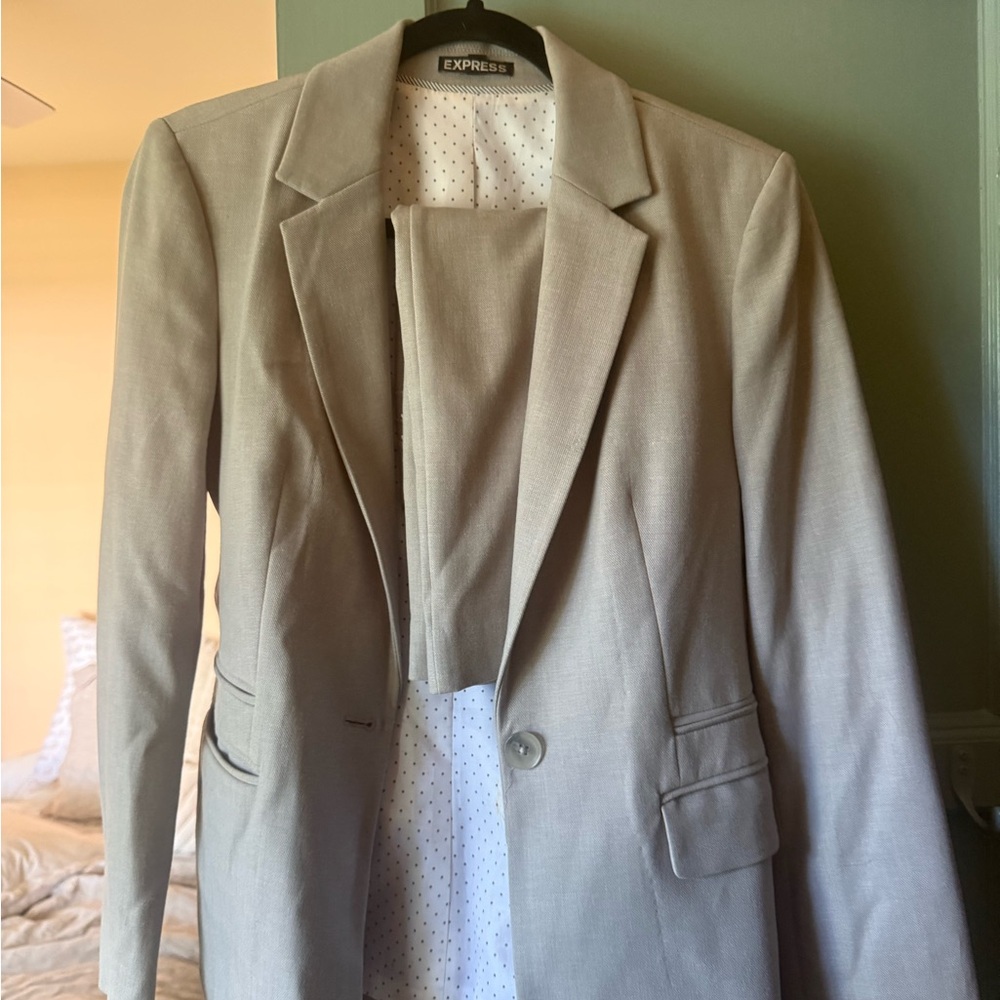 Express suit skirt